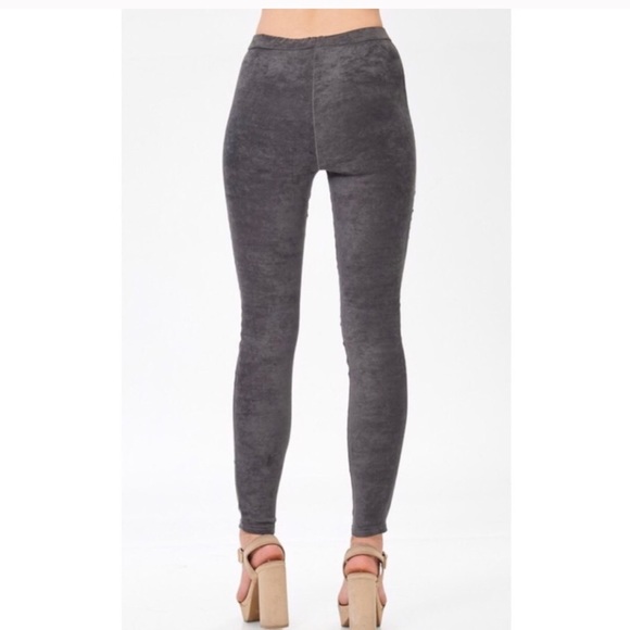 ❗️❗️1 left!!! Medium! Grey Faux Suede Moto Legging - Picture 3 of 3
